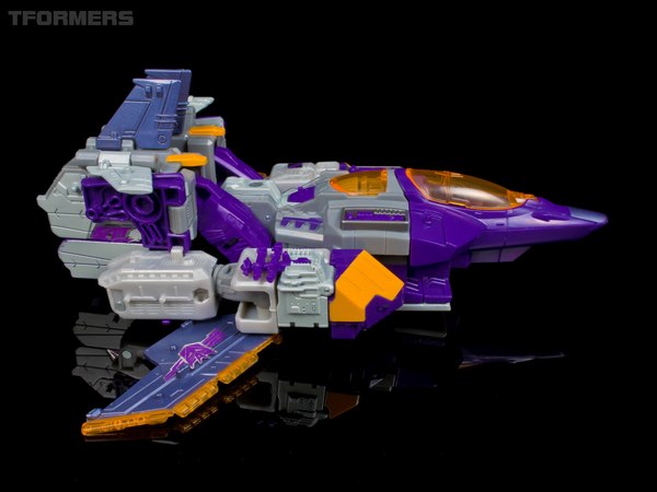 TFormers Gallery   Siege On Cybertron Tidal Wave 050 (50 of 124)